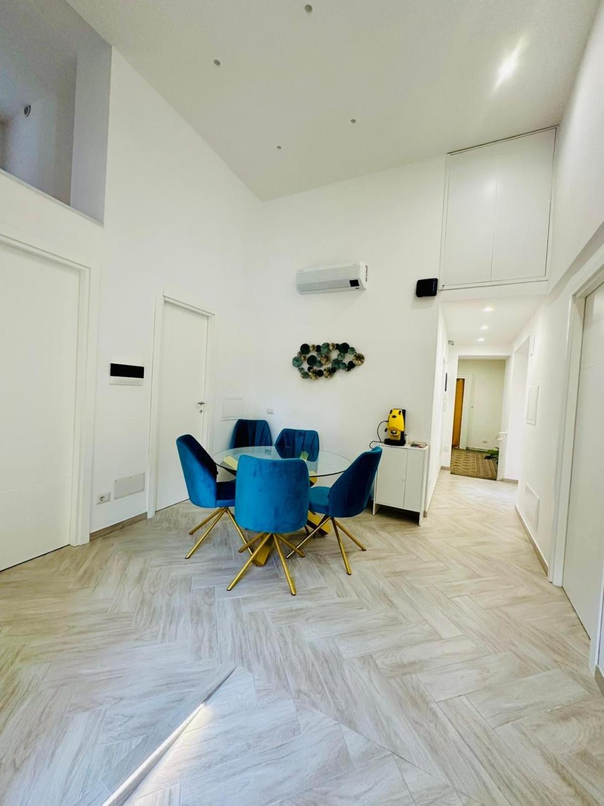 Flo' Hotel เนเปิลส์ ภายนอก รูปภาพ